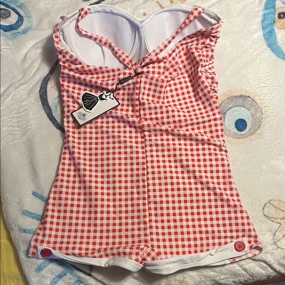 Red Gingham 1950’s bowknot swimsuit - Picture 4 of 10